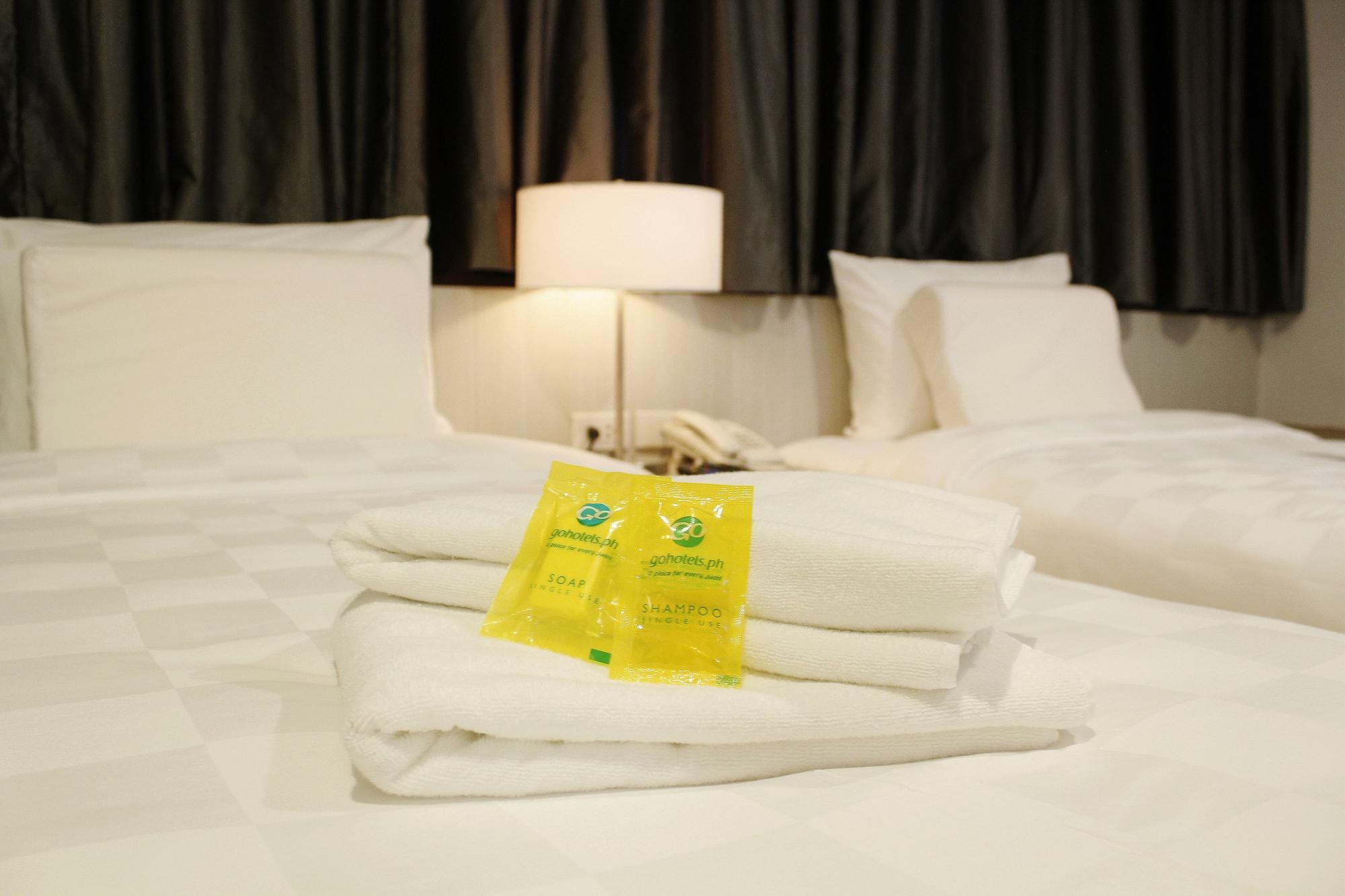 Go Hotels Lanang - Davao City Exteriör bild