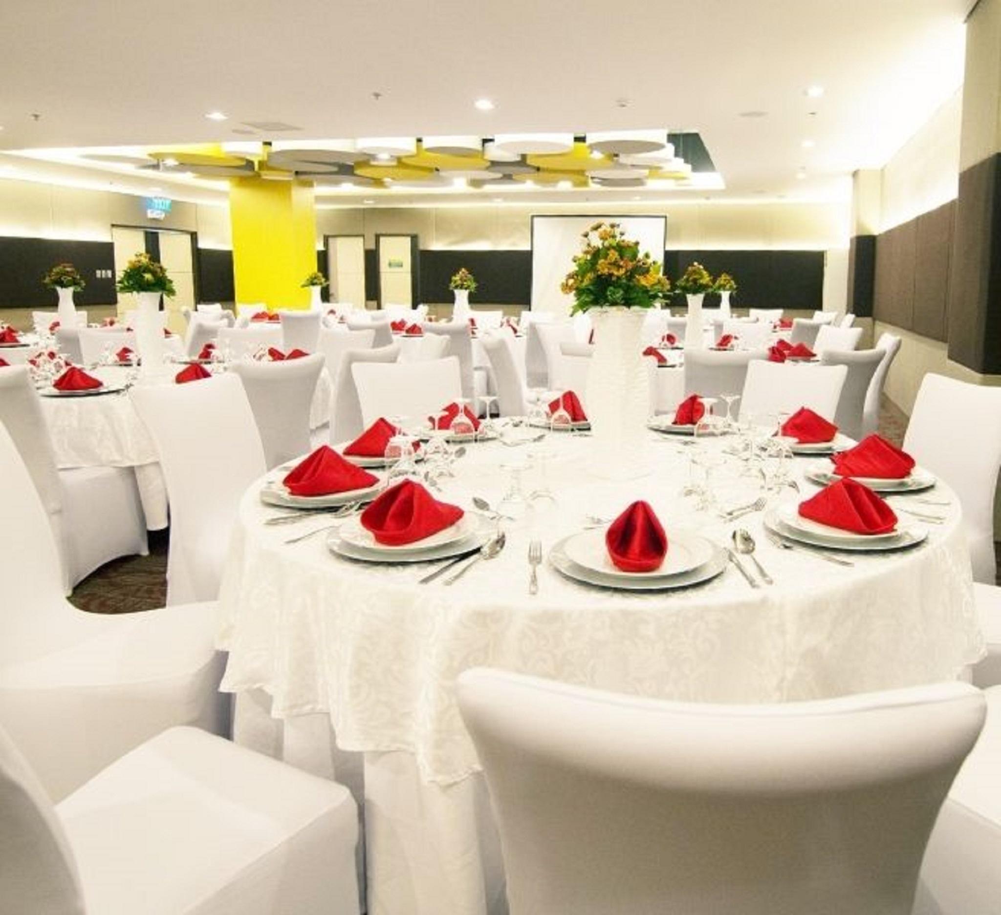 Go Hotels Lanang - Davao City Exteriör bild