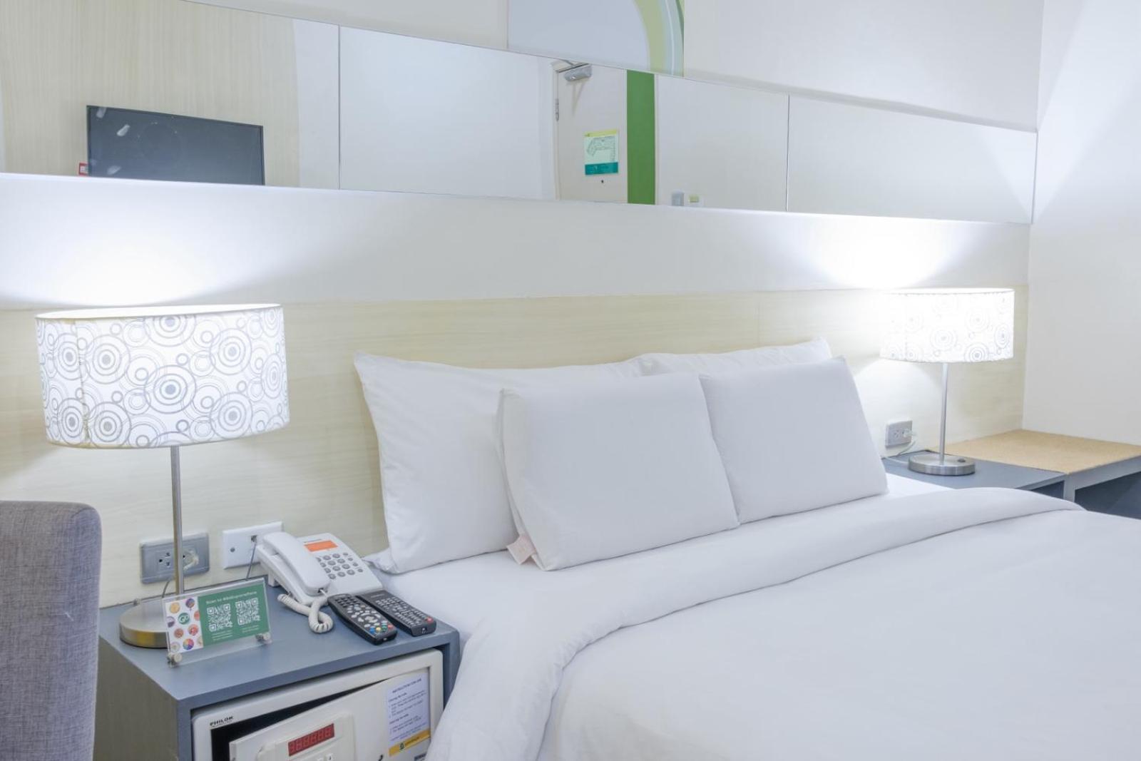 Go Hotels Lanang - Davao City Exteriör bild