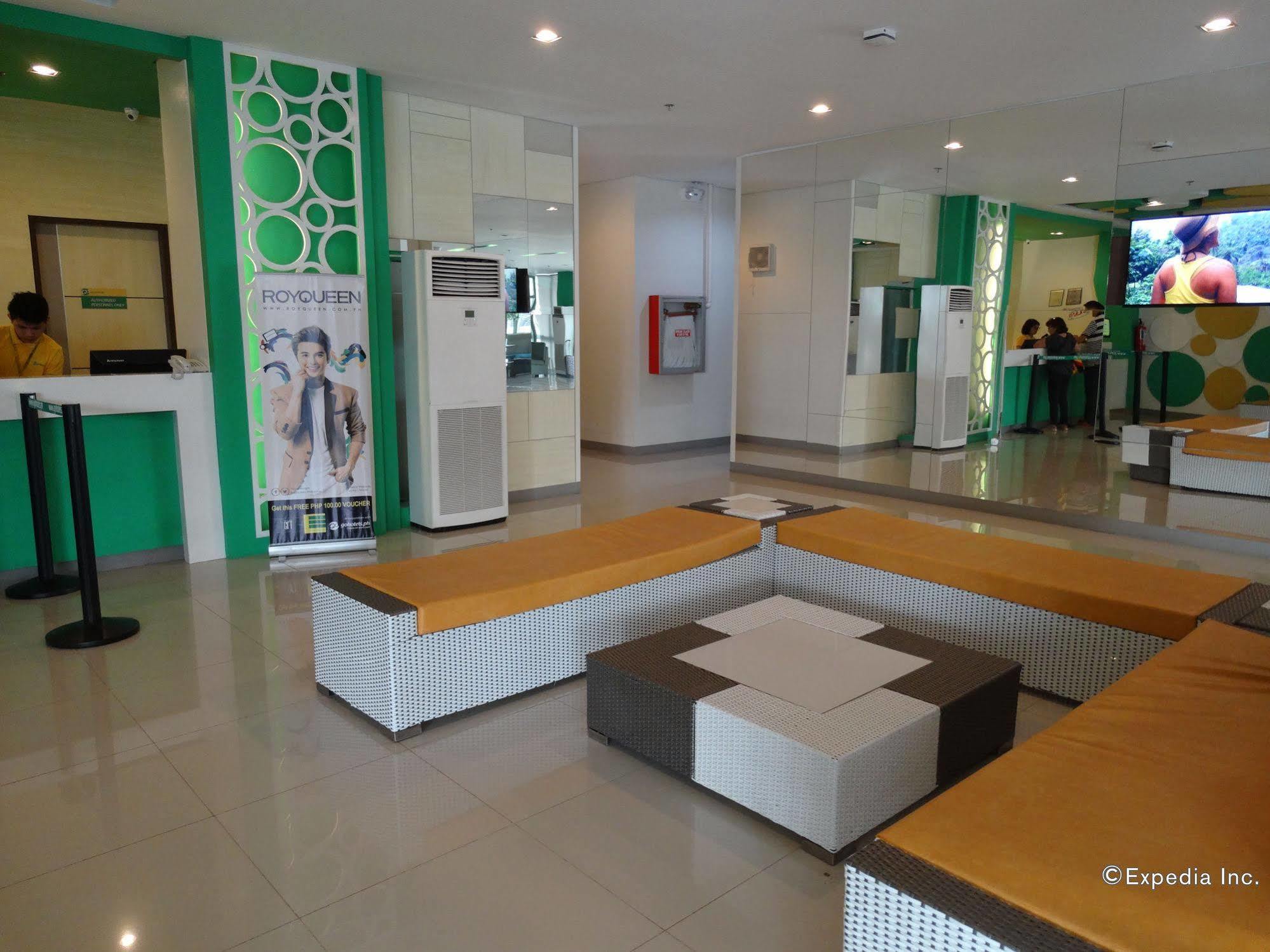 Go Hotels Lanang - Davao City Exteriör bild