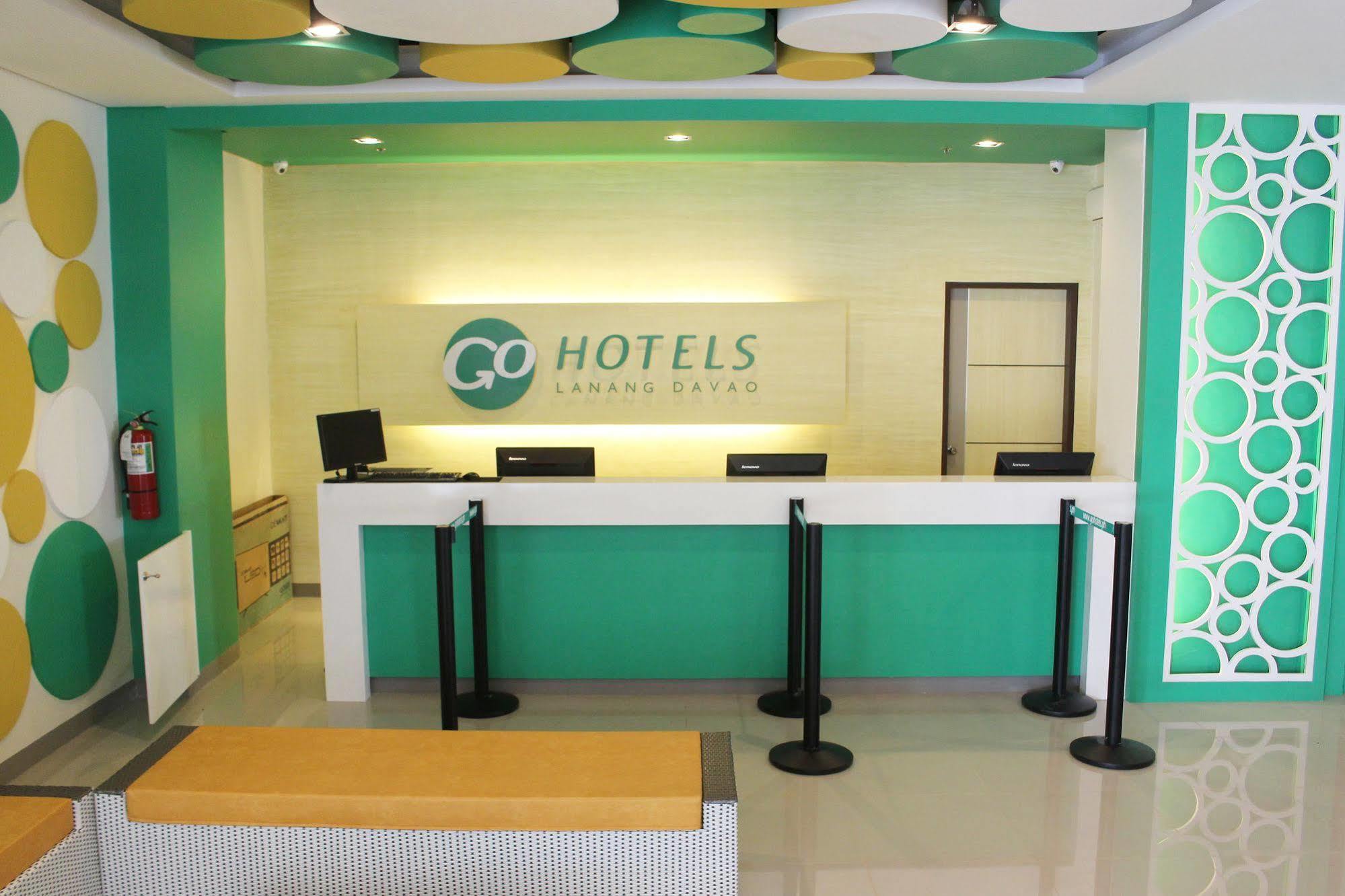 Go Hotels Lanang - Davao City Exteriör bild